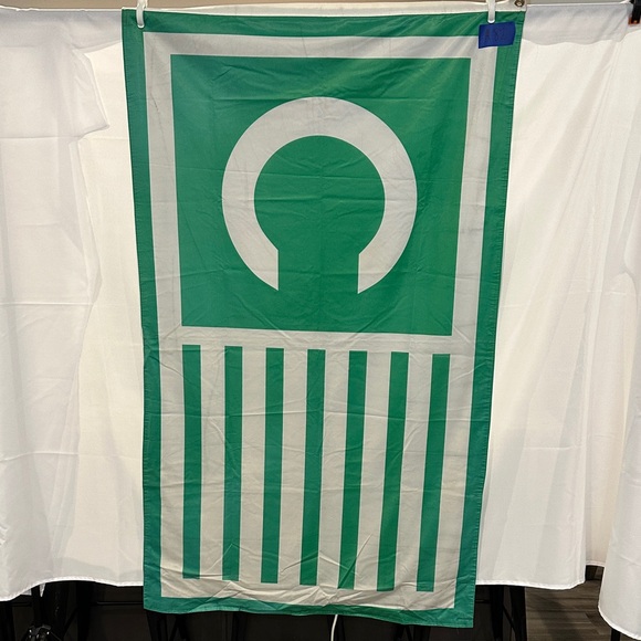 chivery Other - The Chive Keep Calm KCCO Flag – Green & White